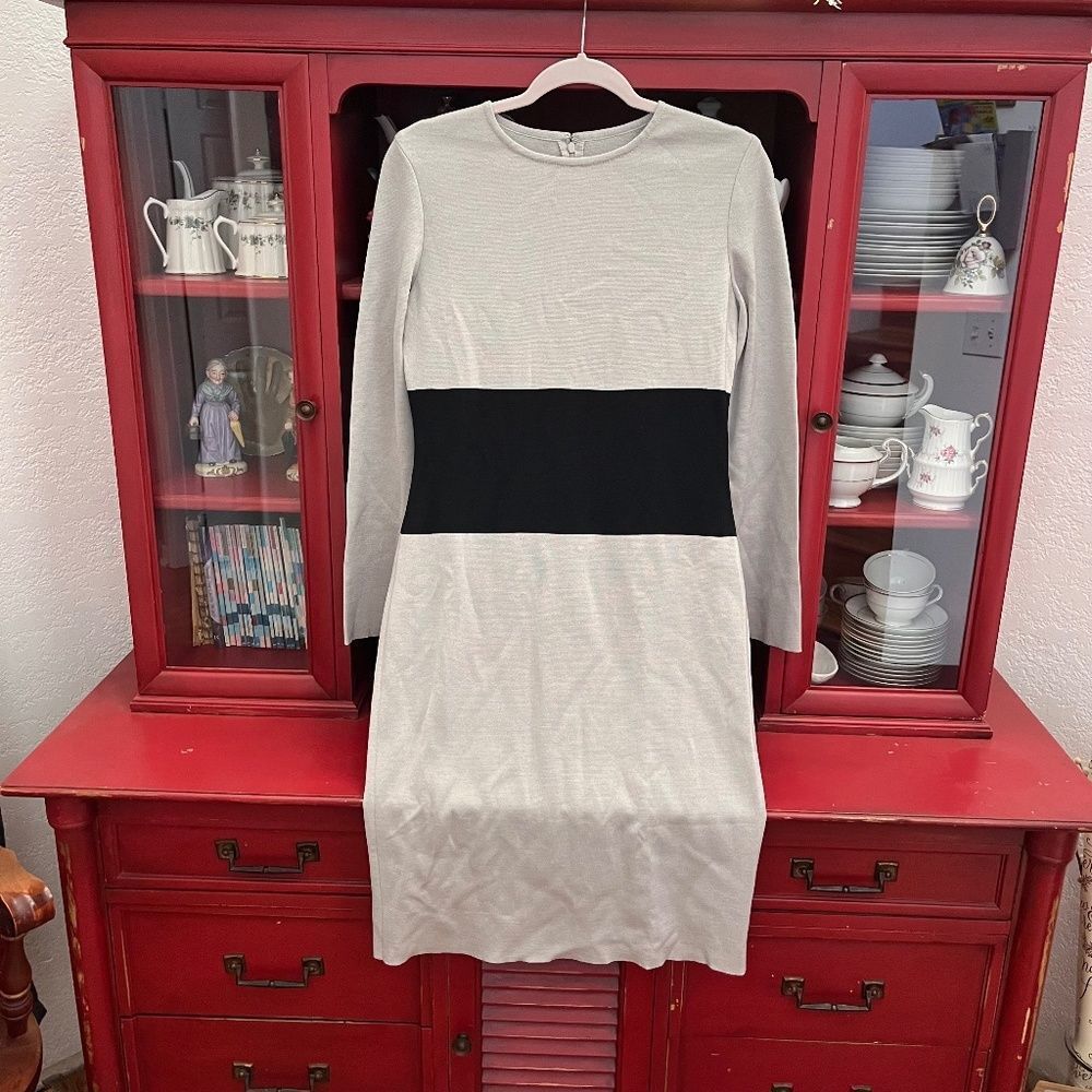 St. John Knit Dress Size 6